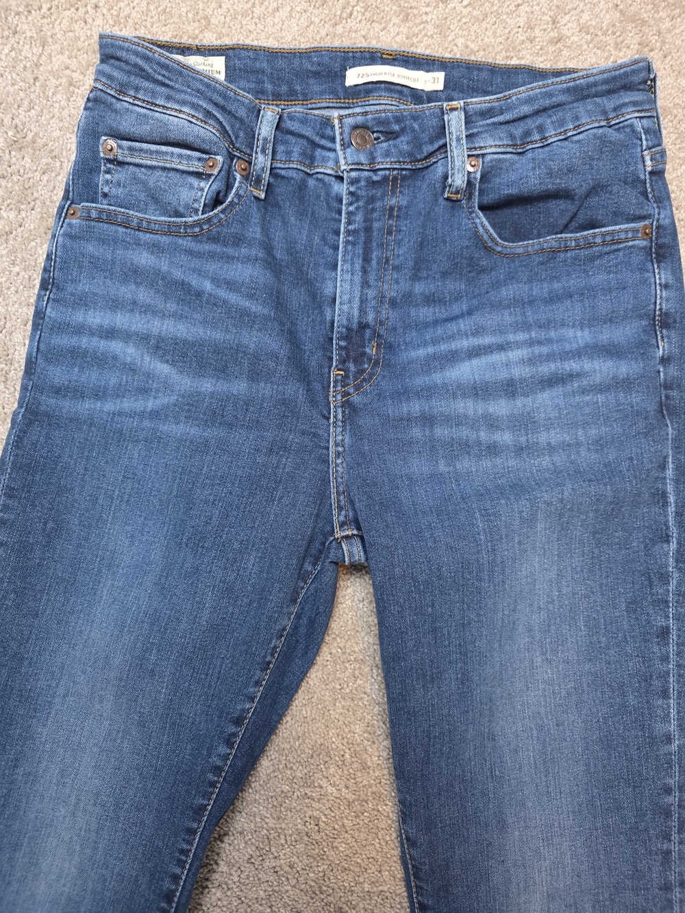 Levi's Premium 725 High Rise Bootcut Jeans (Size 31x32) Size-12 - Picture 10 of 16